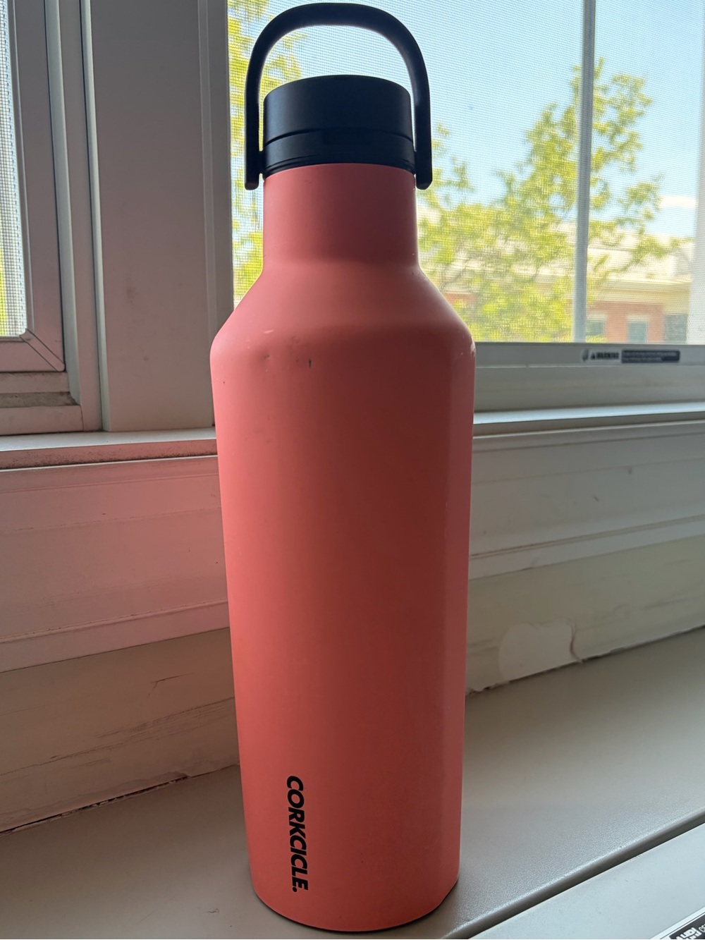 Corkcicle Canteen 32oz Coral Water Bottle